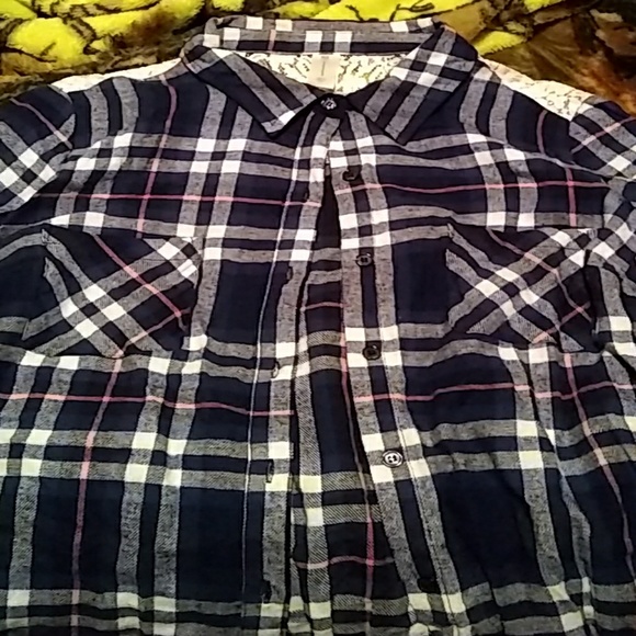 No Boundaries Tops - Womens flannel